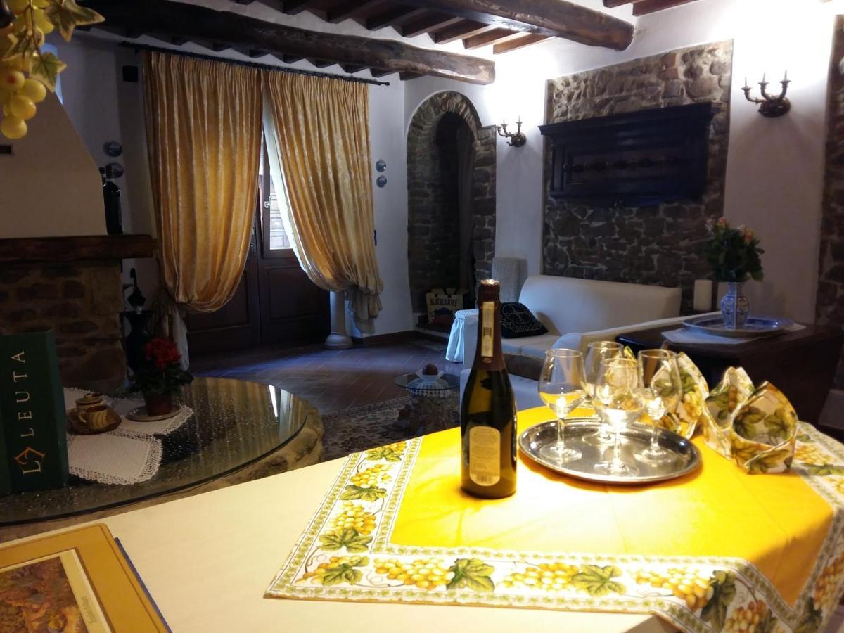 The Small Castle Cortona Exterior photo